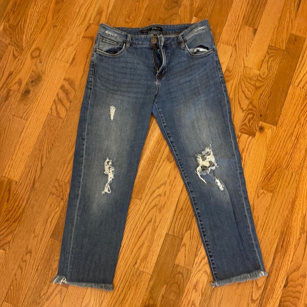Boyfriend distressed jeans